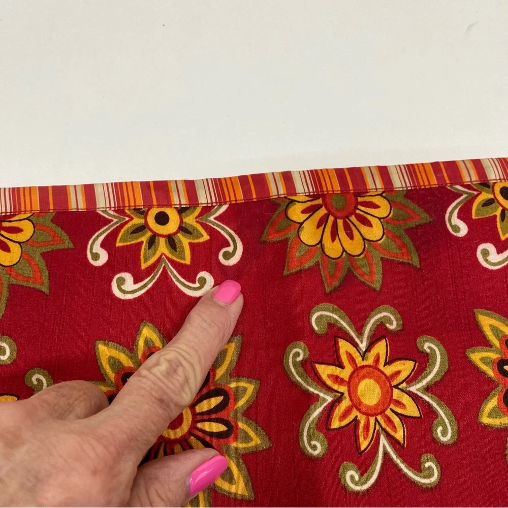 Pier 1 Set of 4 Cloth Estrella Placemats 13X19 Floral Flip Side Striped India